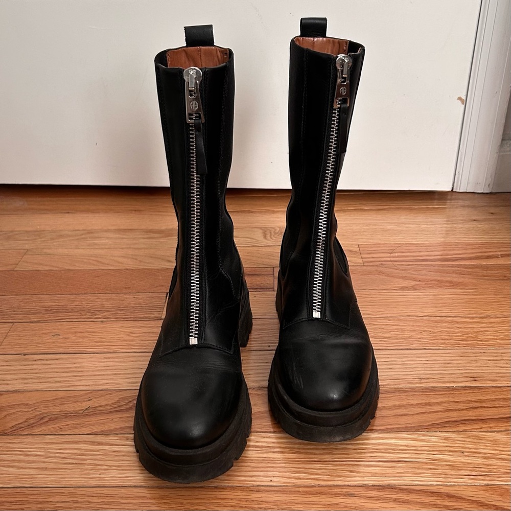 Anine Bing leather chelsea boots